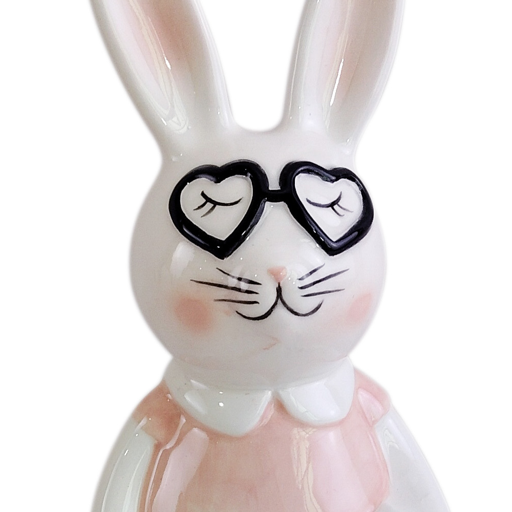 CE07003A2	 L3W2.5H7.5"Easterrabbit