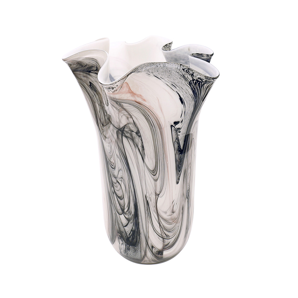 L8"W8"H13"GLASS VASE