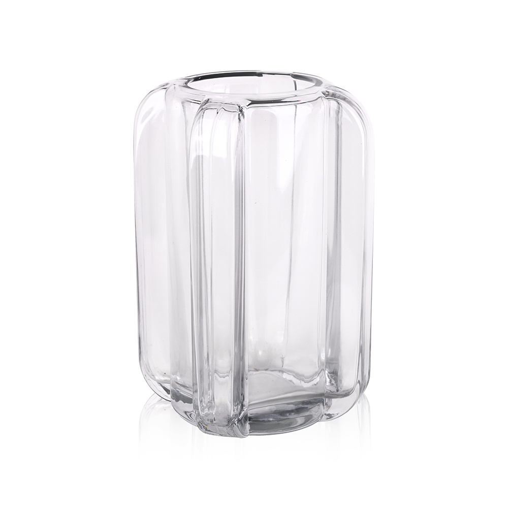 L4.53"W4.53"H7.87"GLASS VASE