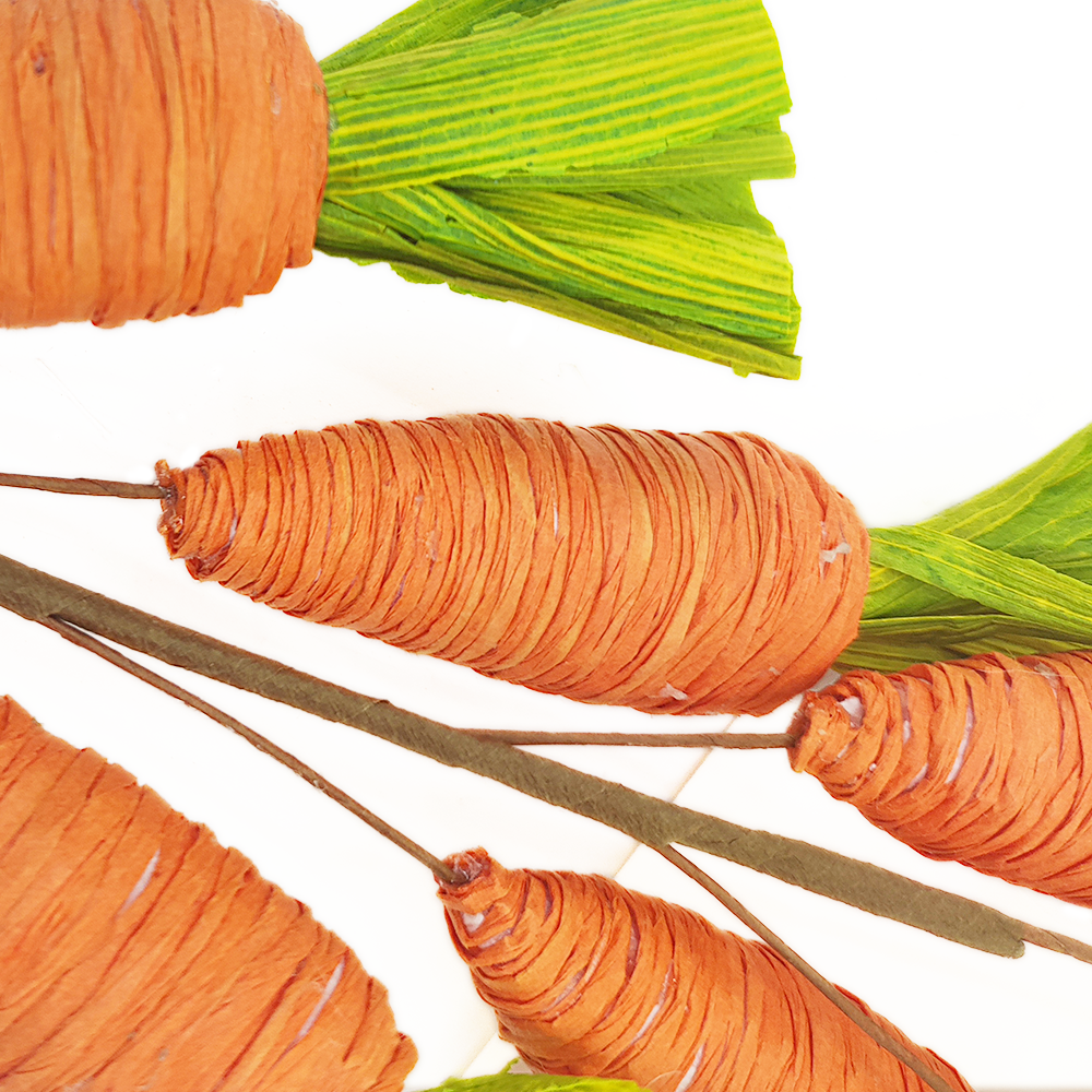 NE11023MT	 L15.5"W3"H1"EASTER CARROT