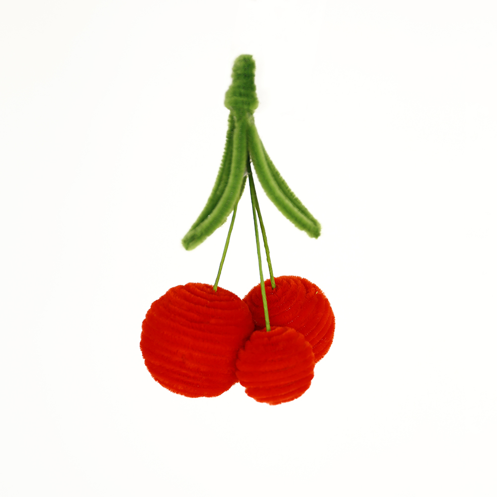 L4.5"W2"H6"VALENTINE'S DAY 
ACCESSORY