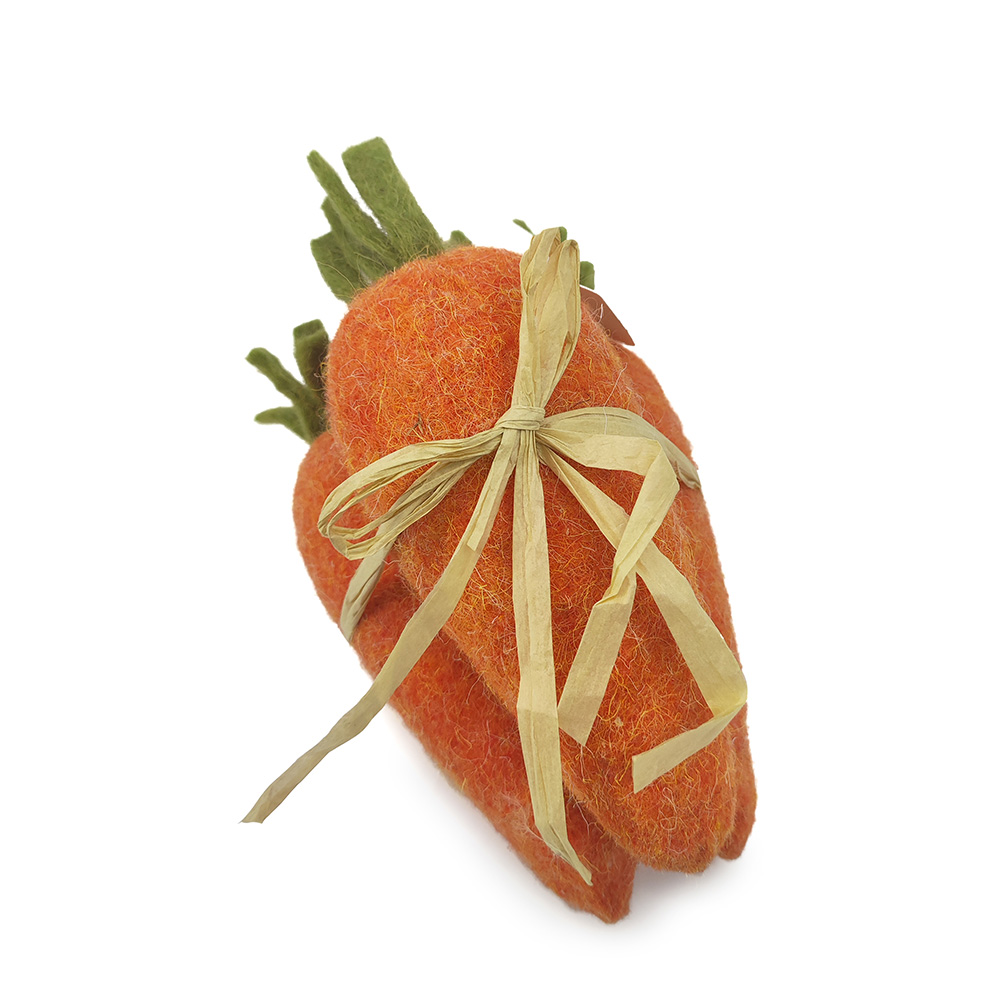 L5"W8"H5"EASTER CARROT