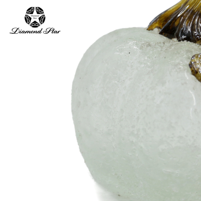79452	 L4.3"W4.3"H4.3" - GLASS PUMPKIN WITH CURLY STEM