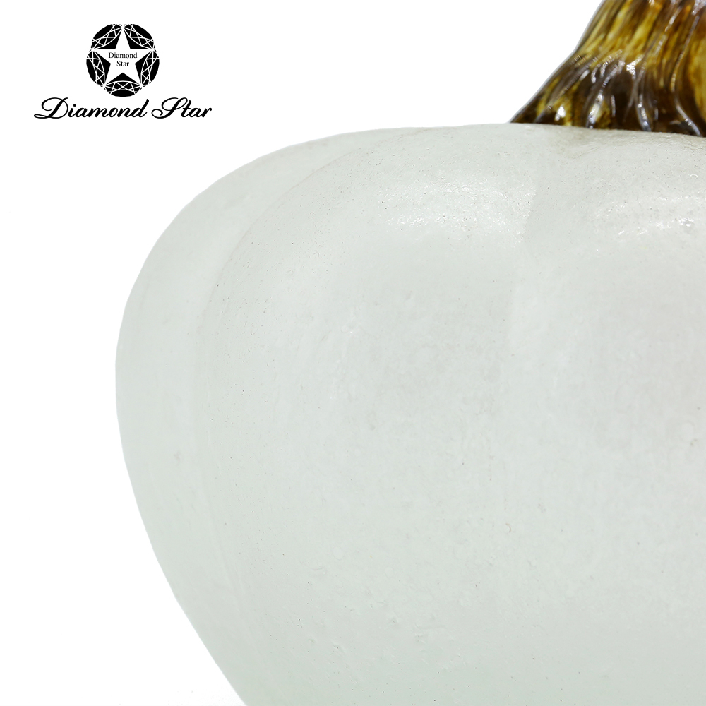 79453	 L6.3"W6.3"H7.1" - GLASS PUMPKIN WITH CURLY STEM