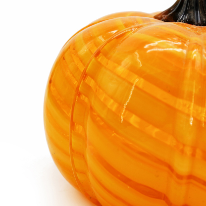 49056	 D7"H5.5" - GLASS PUMPKIN WITH CURLY STEM
