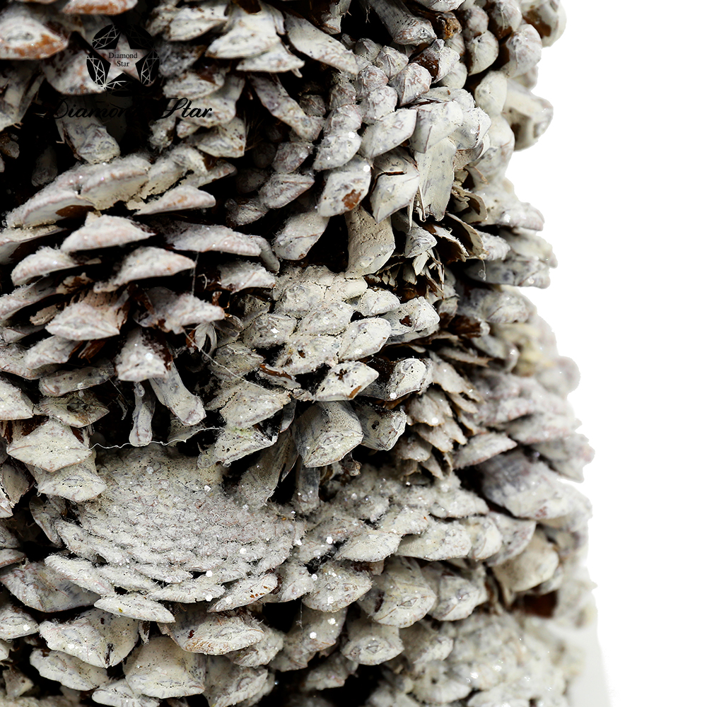 31216	 L6.3"W6.3"H15.8" - PINECONE CHRISTMAS TREE