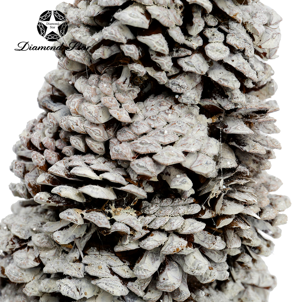 31216	 L6.3"W6.3"H15.8" - PINECONE CHRISTMAS TREE