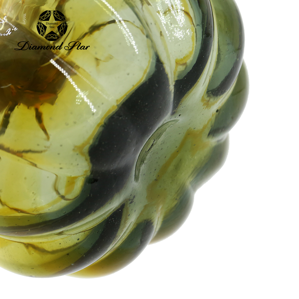 79469	 L5.9"W5.9"H5.3" - GLASS PUMPKIN WITH CURLY STEM
