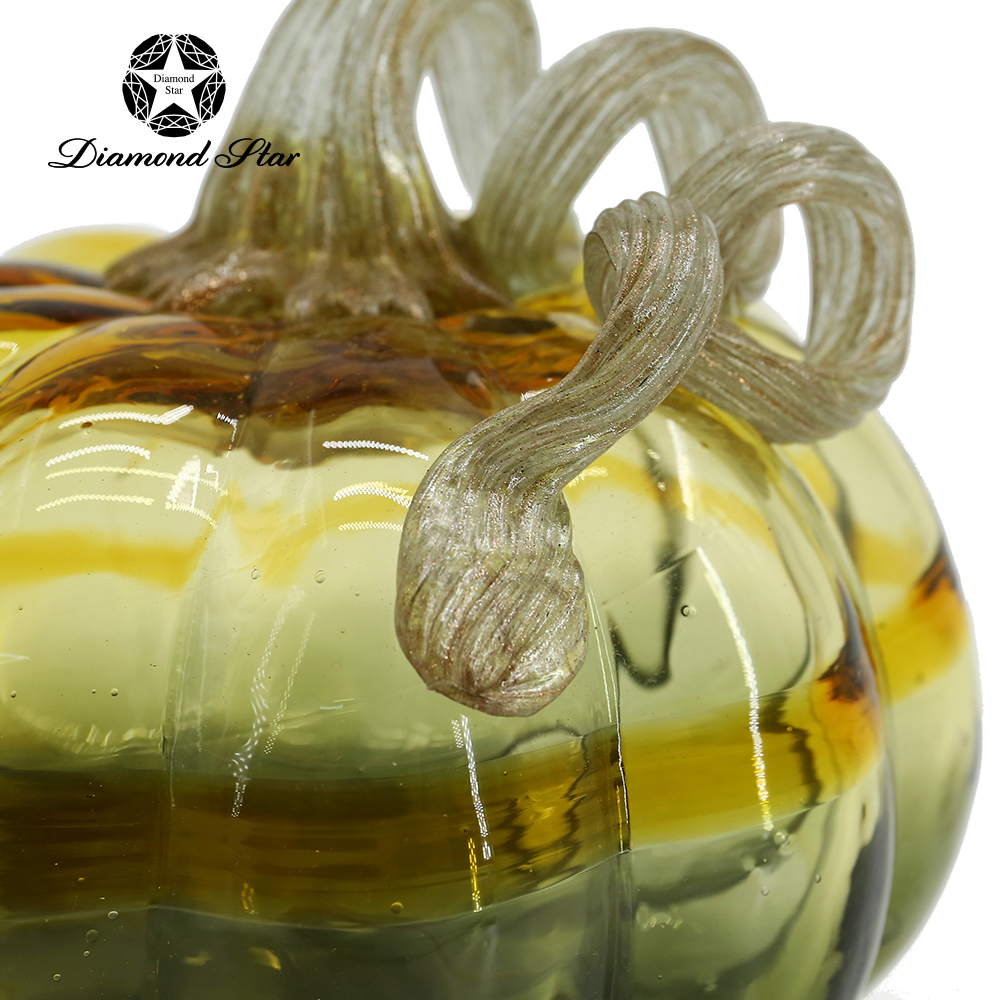 79469	 L5.9"W5.9"H5.3" - GLASS PUMPKIN WITH CURLY STEM