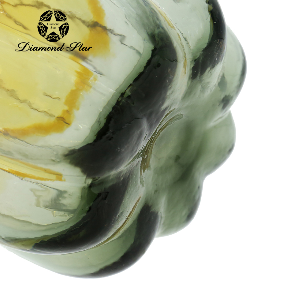 79468	 L5.9"W5.9"H9.1" - GLASS PUMPKIN WITH CURLY STEM
