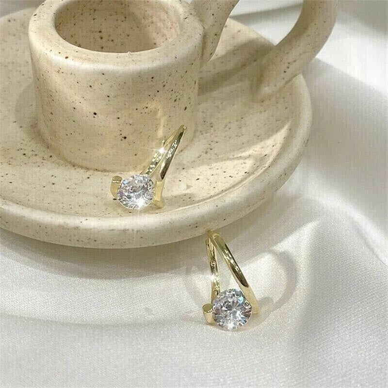Diamond Round Stud Earrings-Jolura