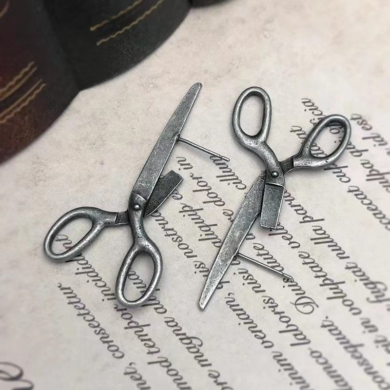 Vintage Scissor Shaped Earrings-Jolura