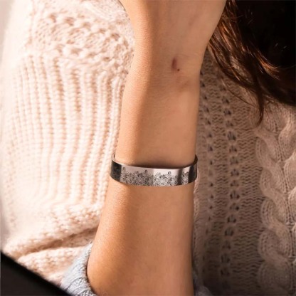 "Keep Fucking Going" Bracelet-Jolura