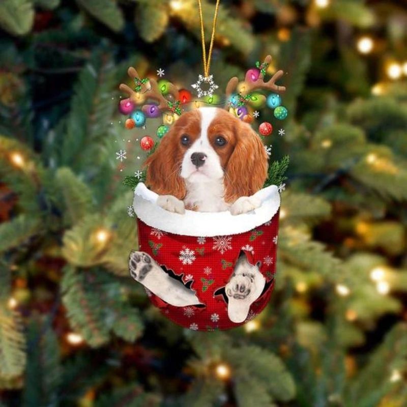 Cavalier King Charles Spaniel In Snow Pocket Christmas Ornament SP003-Jolura