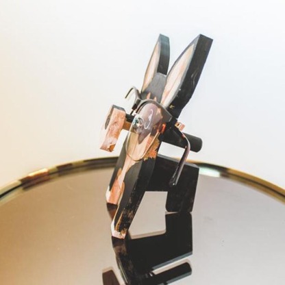 Handmade Glasses Stand F252 Lovely Pinscher-Jolura