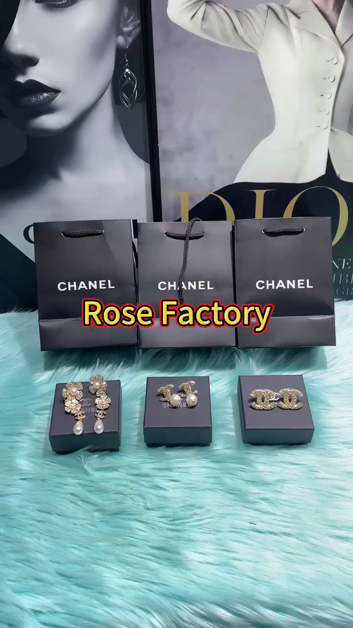 Chanel Silver earrings