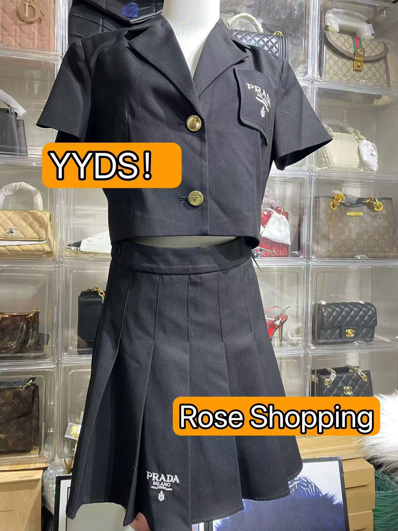 Prada black short skirt