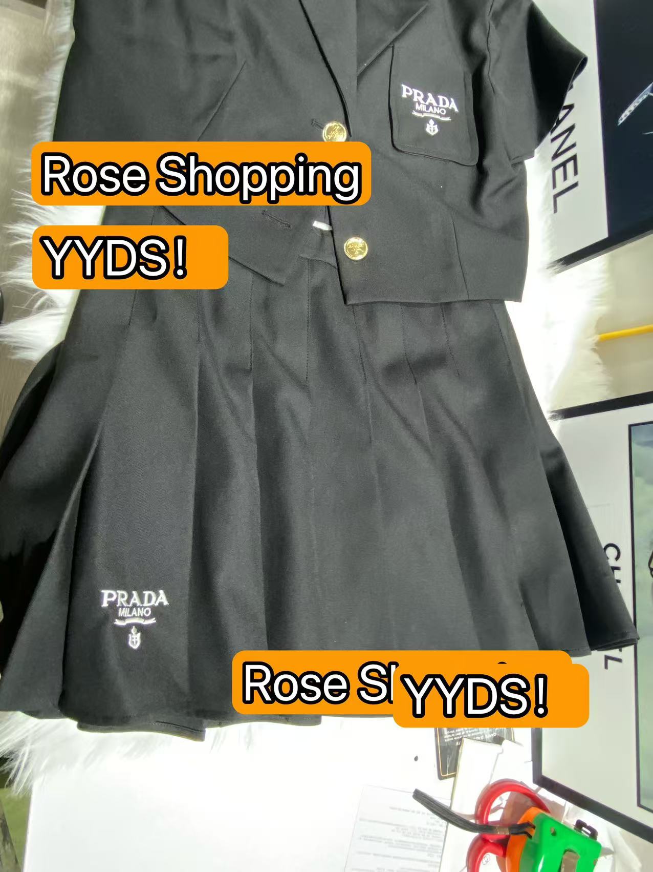 Prada black short skirt