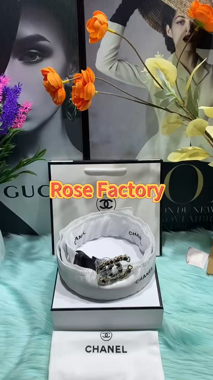 Chanel black leather belt