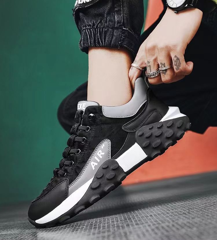 Lo sconto di oggi è del 50%, il che può alleviare l'affaticamento del piede, ridurre la pressione delle scarpe sui piedi e rendere i piedi più comodi.