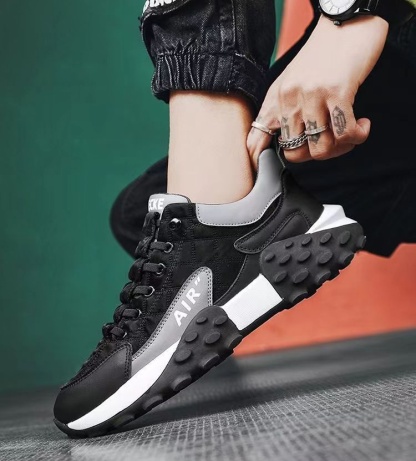 Lo sconto di oggi è del 50%, il che può alleviare l'affaticamento del piede, ridurre la pressione delle scarpe sui piedi e rendere i piedi più comodi.