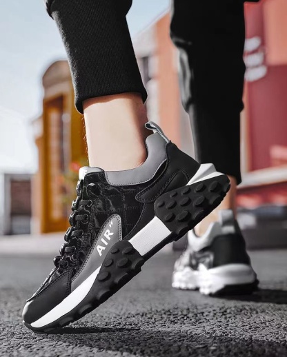 Lo sconto di oggi è del 50%, il che può alleviare l'affaticamento del piede, ridurre la pressione delle scarpe sui piedi e rendere i piedi più comodi.