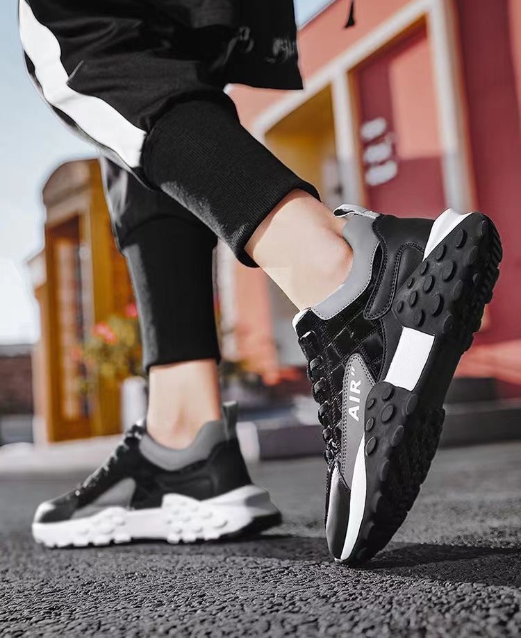 Lo sconto di oggi è del 50%, il che può alleviare l'affaticamento del piede, ridurre la pressione delle scarpe sui piedi e rendere i piedi più comodi.