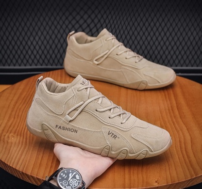Oggi riceverai uno sconto del 50% sulle scarpe ortopediche da esterno da uomo che leniscono i piedi, alleviano il dolore e riducono lo stress sui piedi.