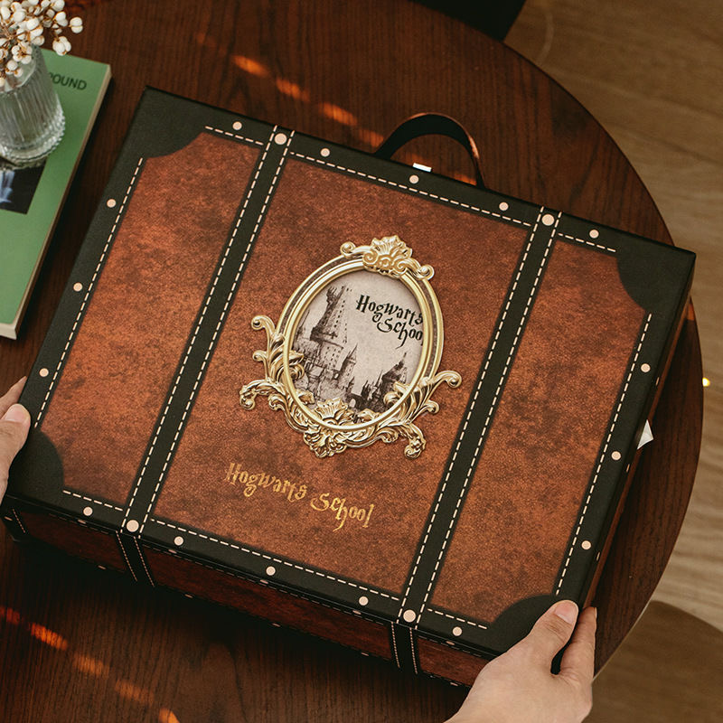 HP Vintage Suitcase HIDDEN MUG