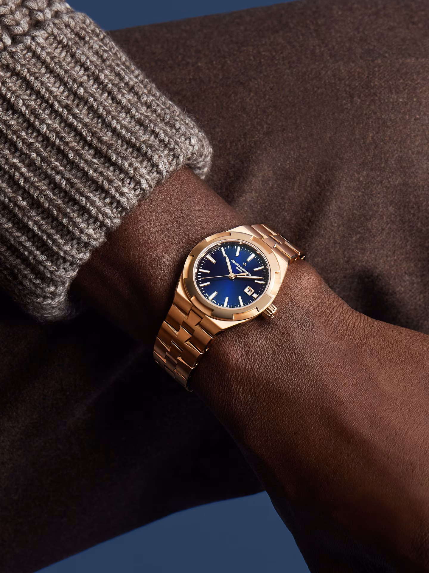 Overseas self-winding 4600V/200R-B979 34.5 mm Pink Gold