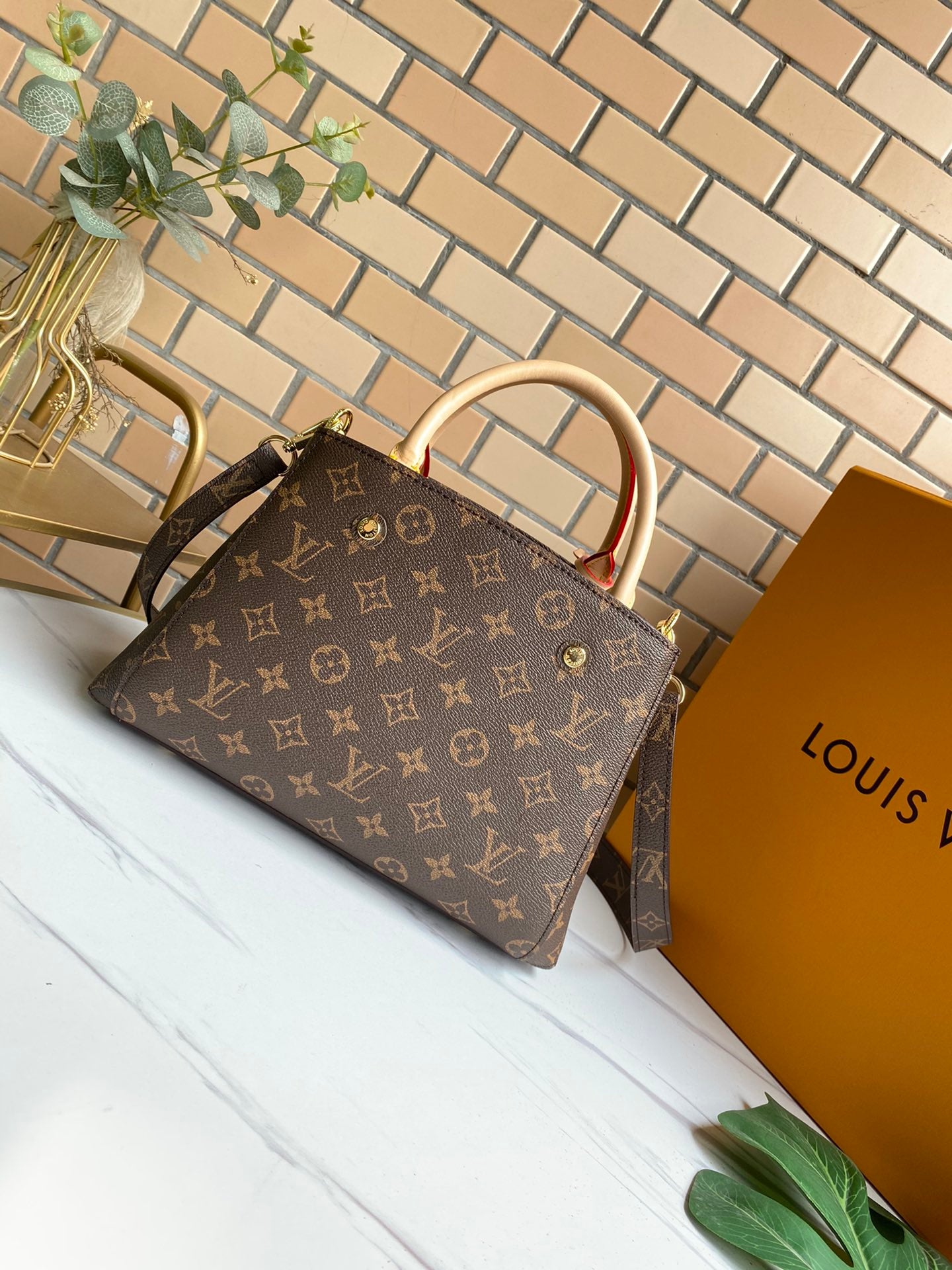 LV BAG/ 39*28*16cm