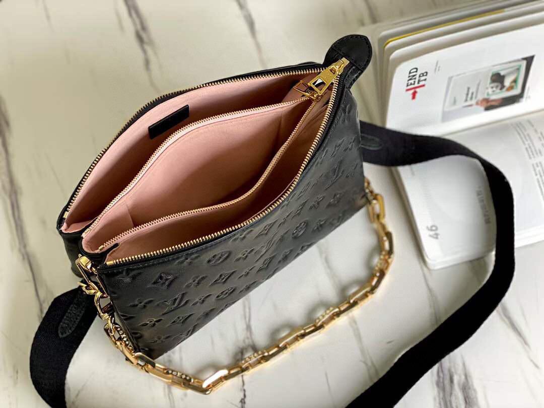 LV BAG/ 26 x 20 x 12 cm