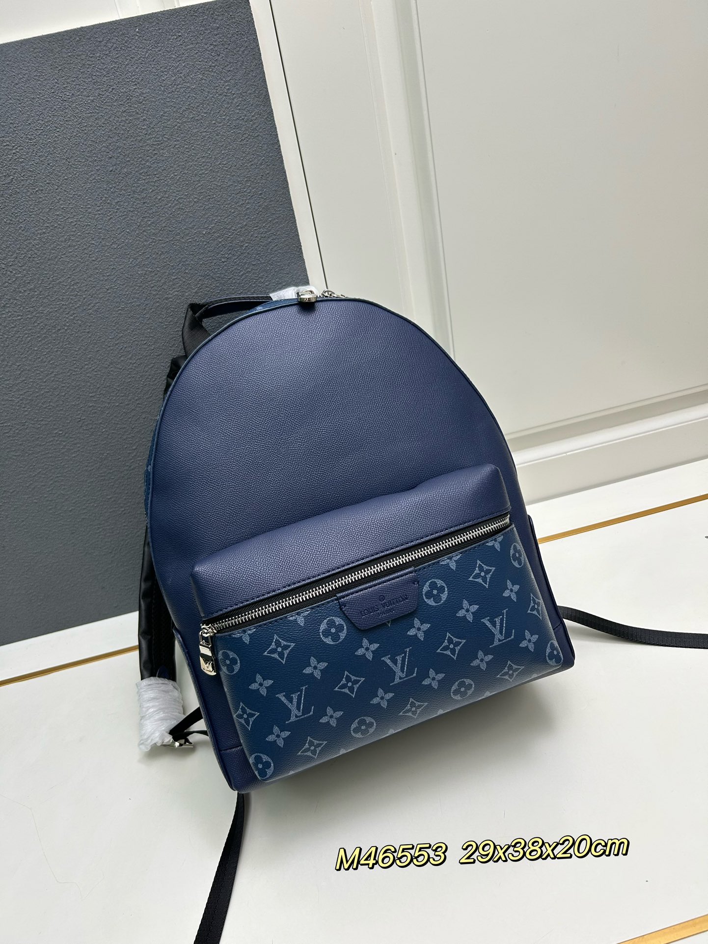 LV BAG/ 29 x 38 x 20cm 