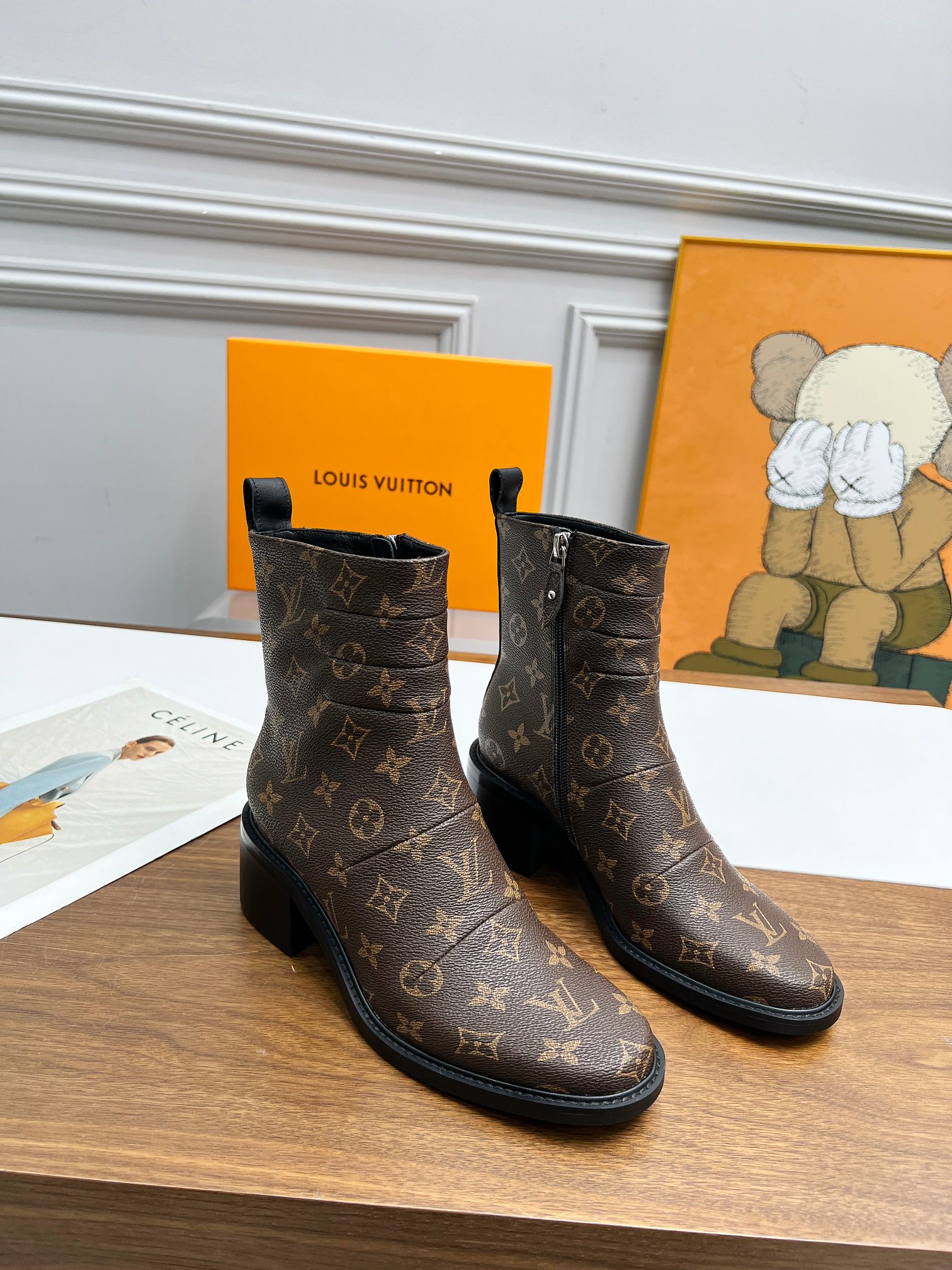 LV SHOES 