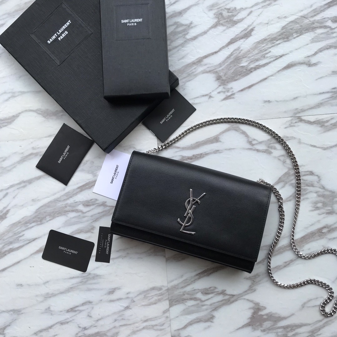 YSL BAG/ 24 x 14.5 x 5.5 cm