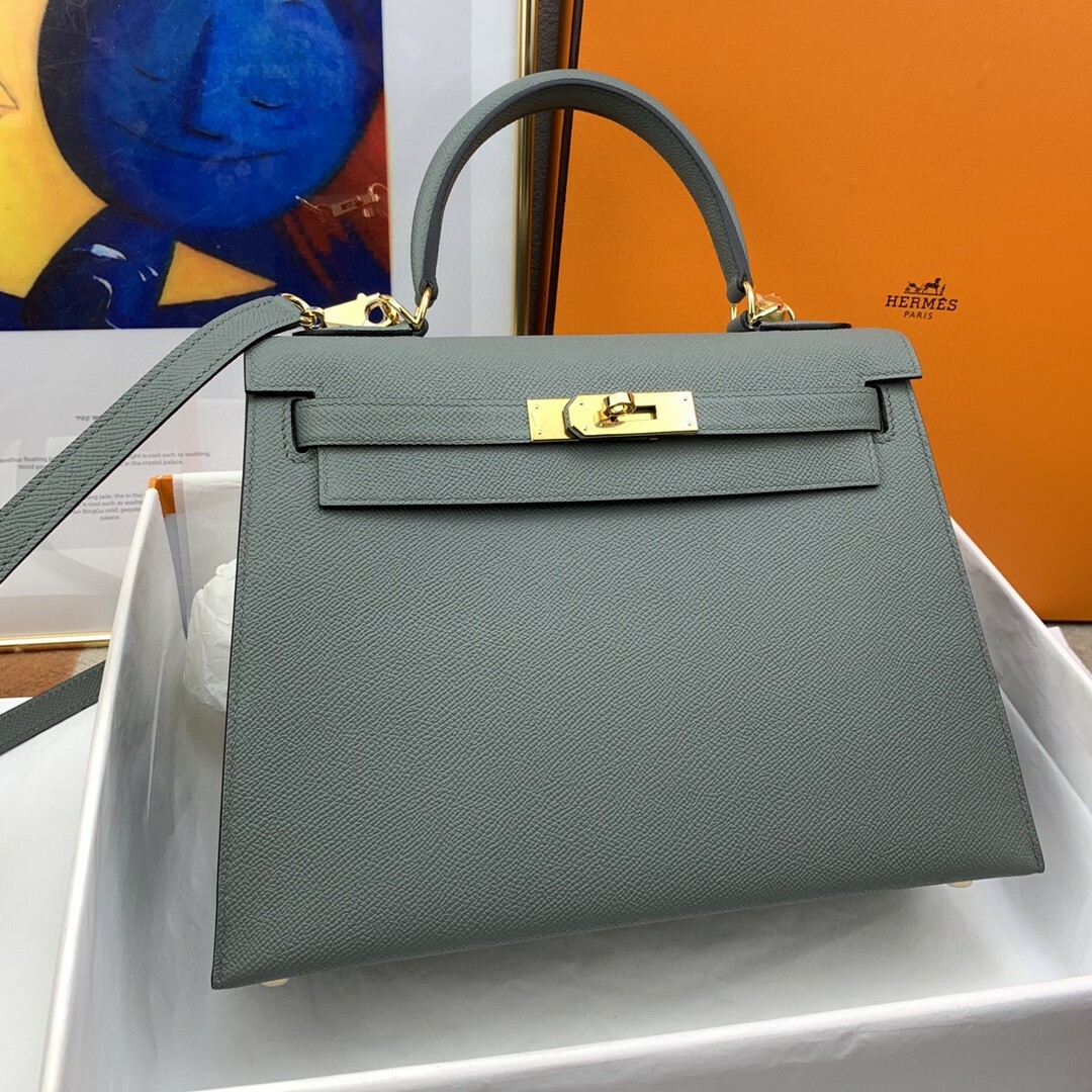 28 x 22 x 10 cm 