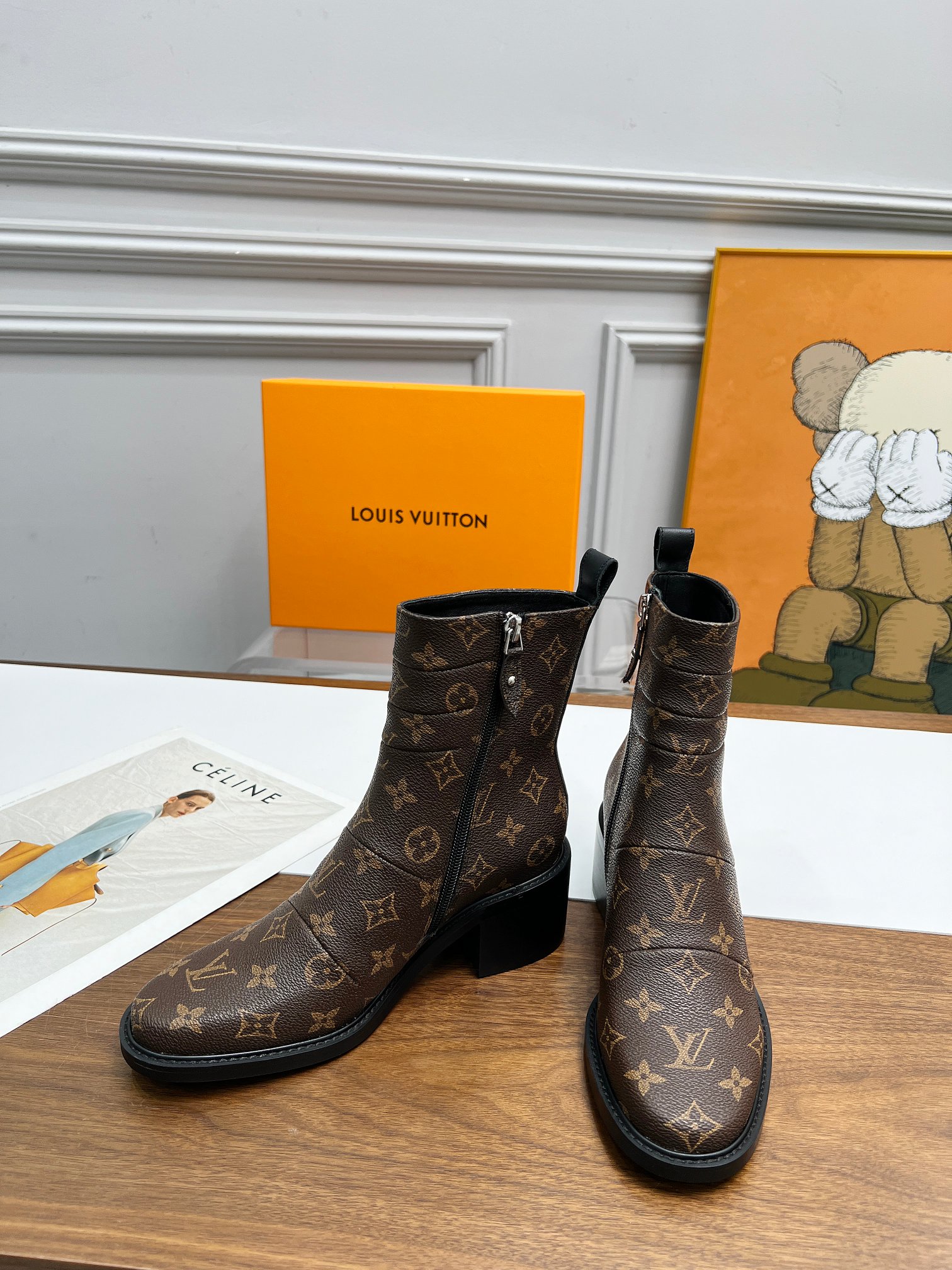 LV SHOES 