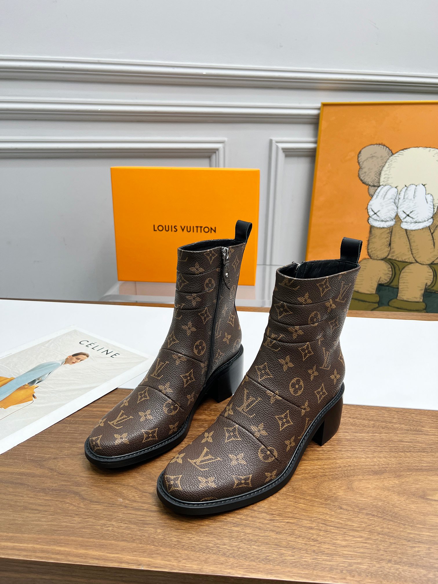 LV SHOES 