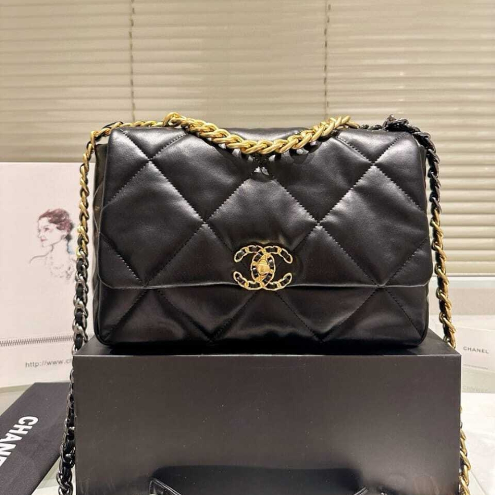 Chanel Bag/ : 30 cm
