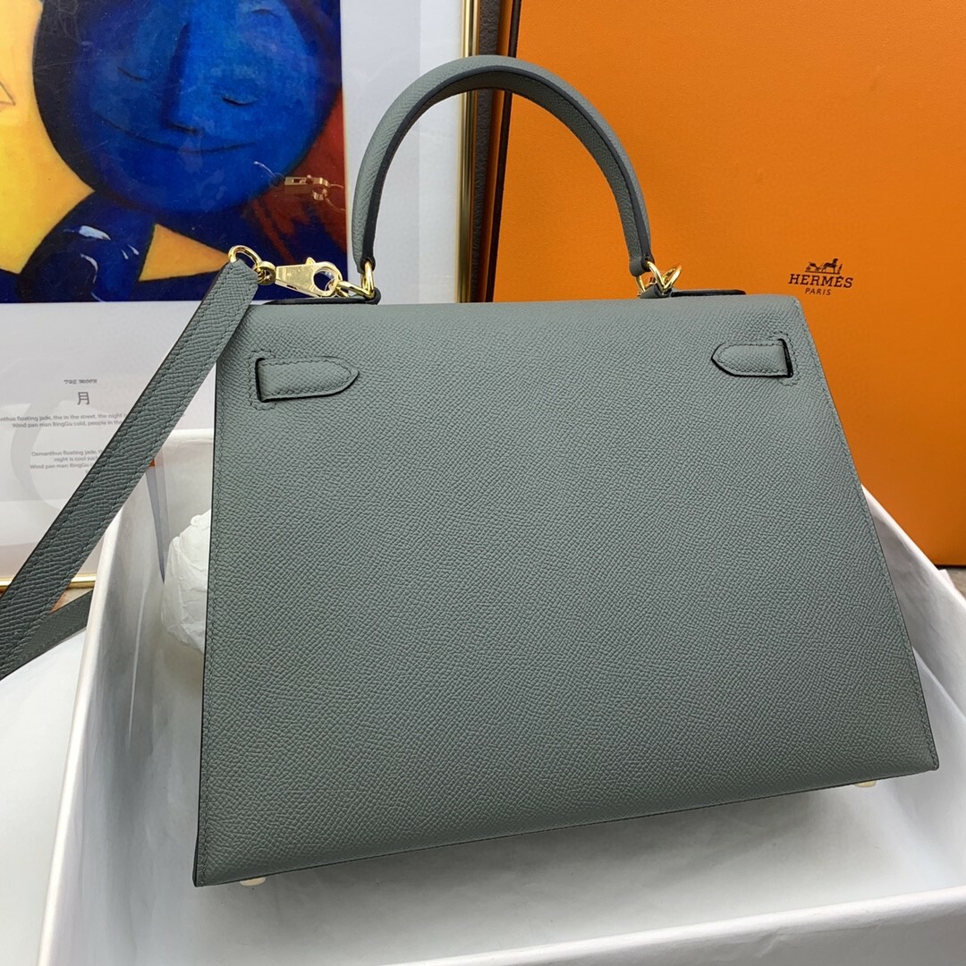 28 x 22 x 10 cm 