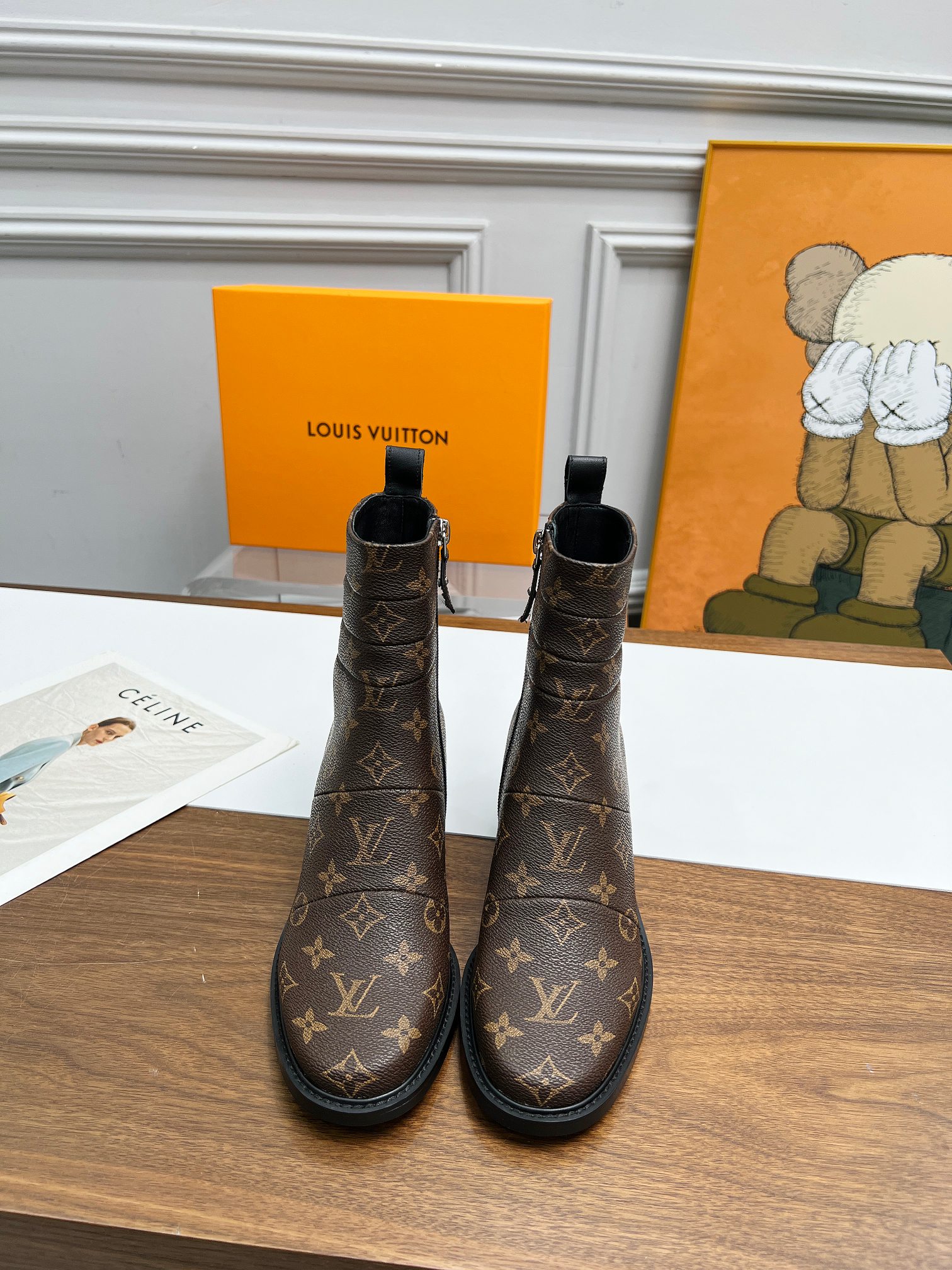 LV SHOES 
