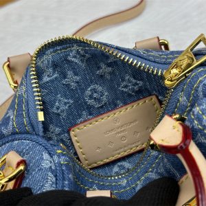 LV Bag/ 16 x 10 x 7.5 cm 