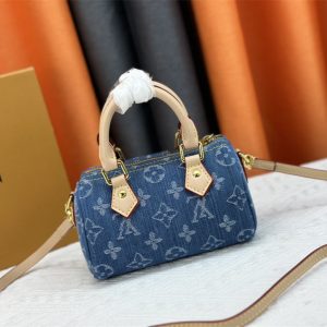 LV Bag/ 16 x 10 x 7.5 cm 
