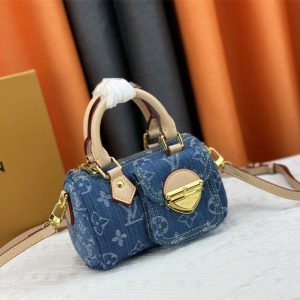 LV Bag/ 16 x 10 x 7.5 cm 