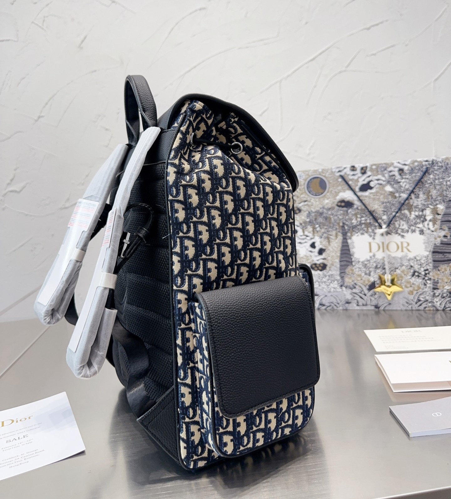 Dior bag/ 30 x 40 cm