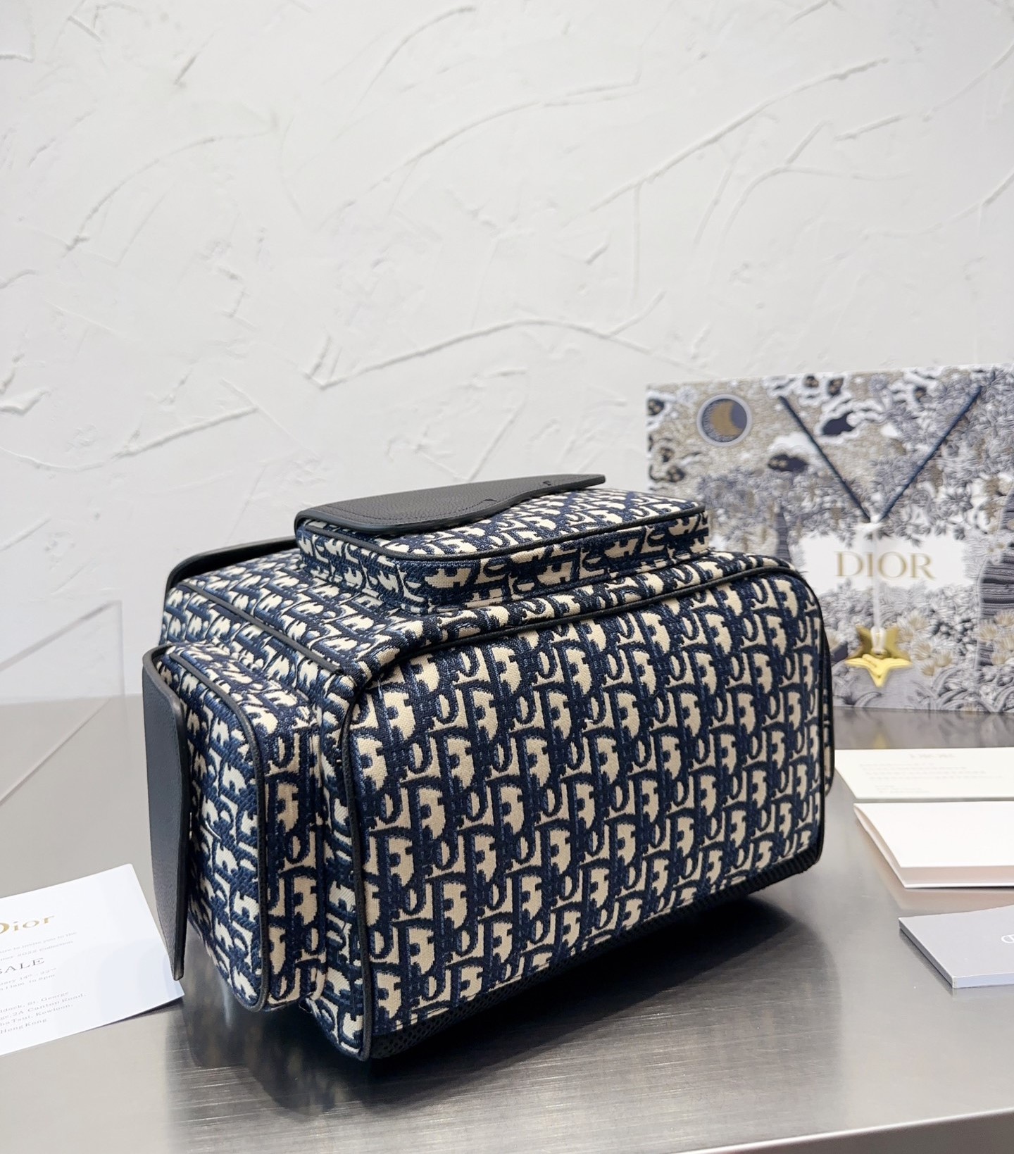 Dior bag/ 30 x 40 cm