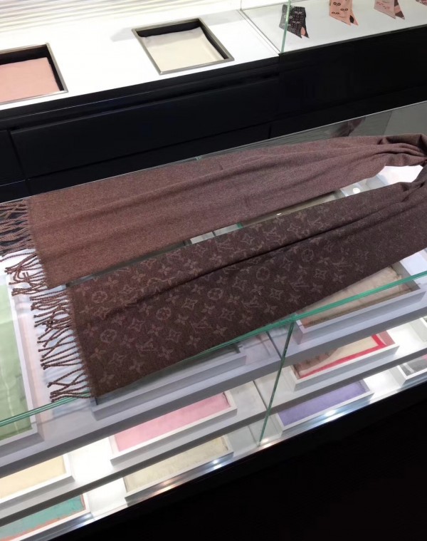 LV Scarf/ 78.7 x 13.8 inches