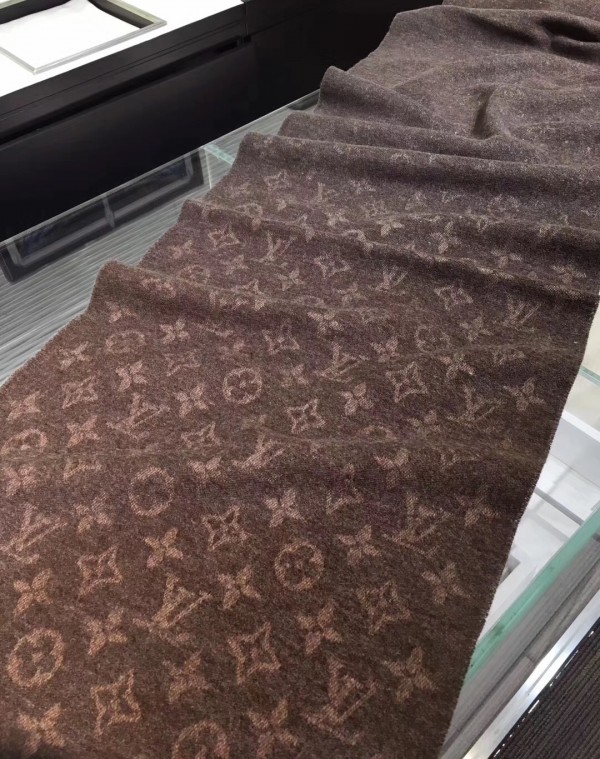 LV Scarf/ 78.7 x 13.8 inches