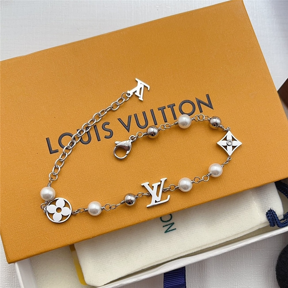 LV BRACELET 