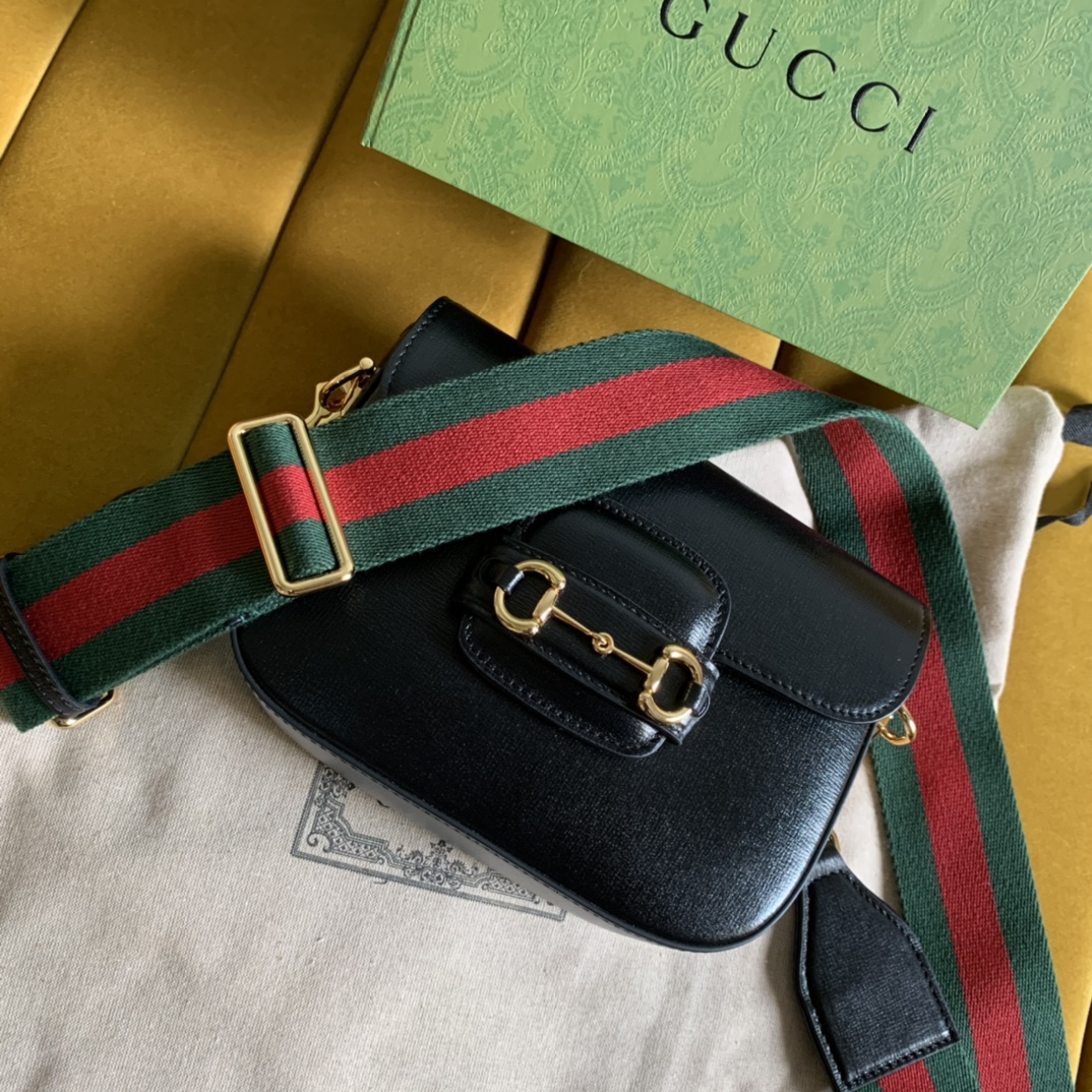 GG BAG/ 20.5 x 14.5 x 5 cm